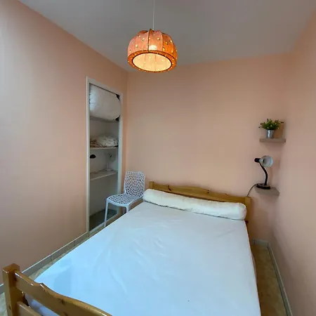 Charmante Maisonnette, Proche Mer, Equipee, 3 Chambres, Terrasse - Fr-1-709-49 *