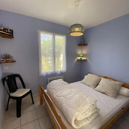 Charmante Maisonnette, Proche Mer, Equipee, 3 Chambres, Terrasse - Fr-1-709-49 Semesterbostad